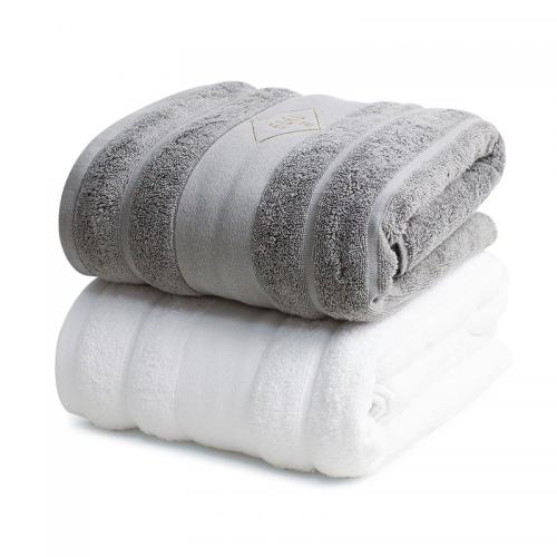 towels with logo for hotel