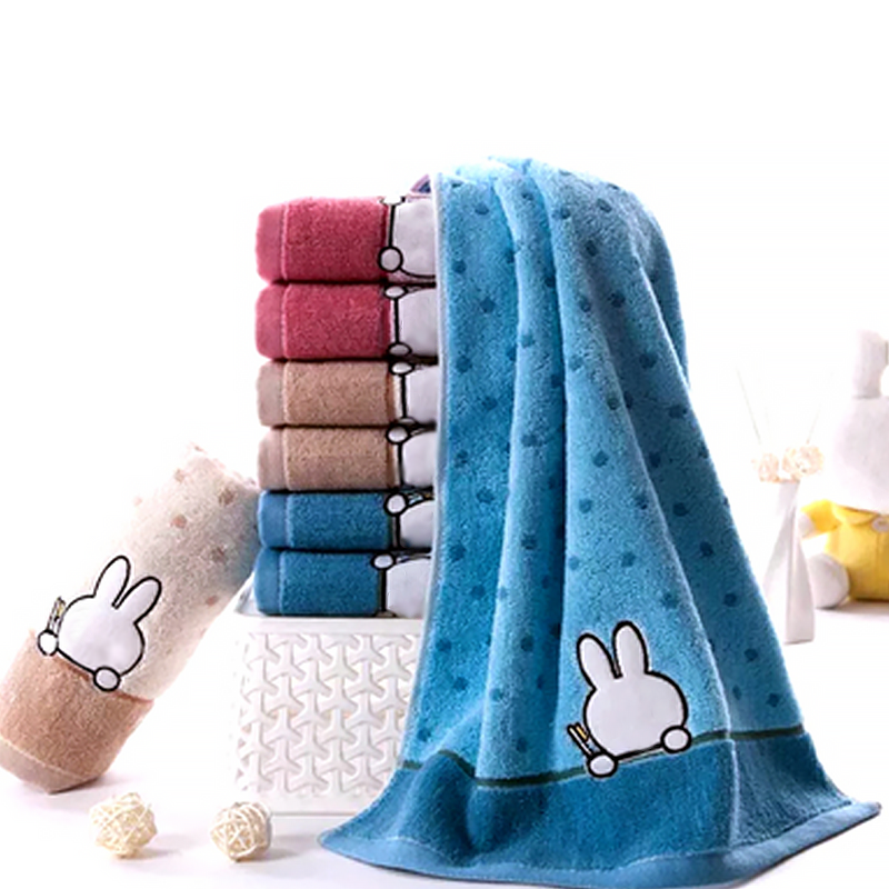 Rabbit pattern jacquard bath towel